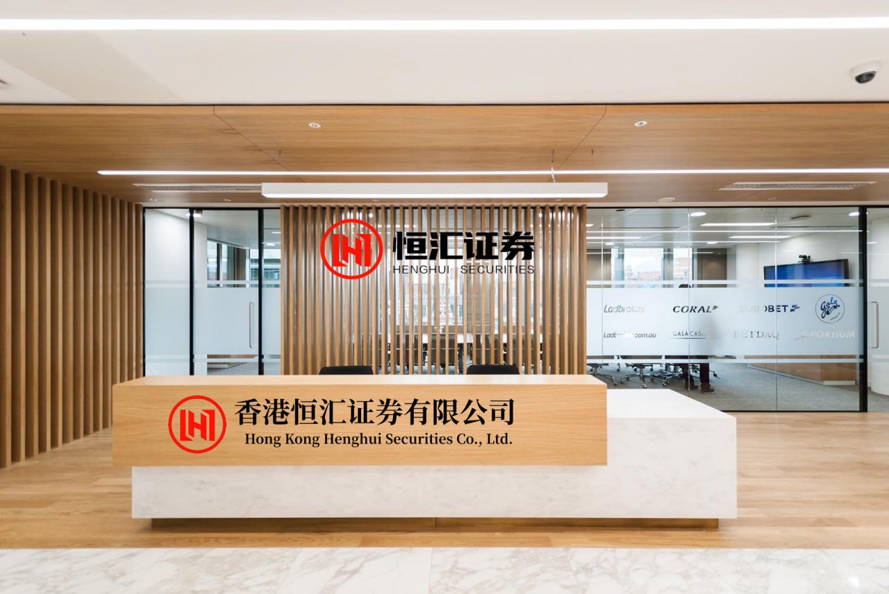泽巨配资官网 小微信贷增速指标“松绑”，银行一线：“不用为冲规模卷价格了”